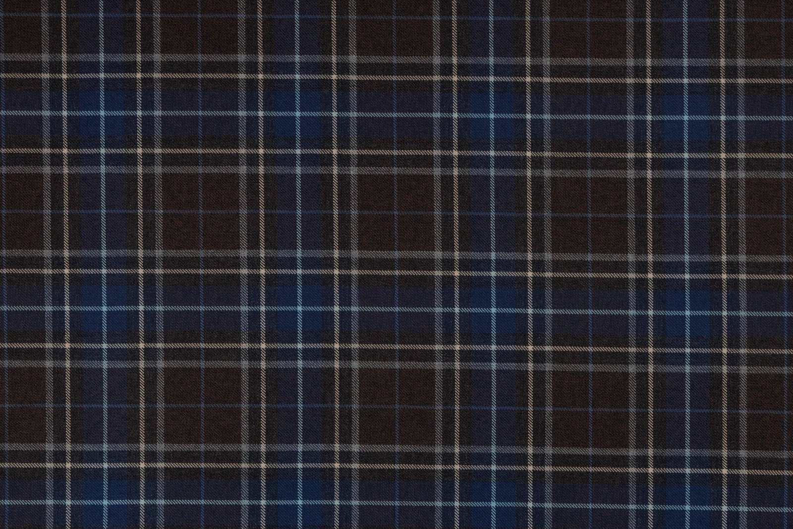 Fasanta Alba tartan swatch